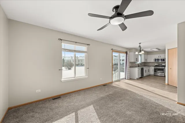 $3,000 | 2477 Smithfield Court, Aurora, IL 60503