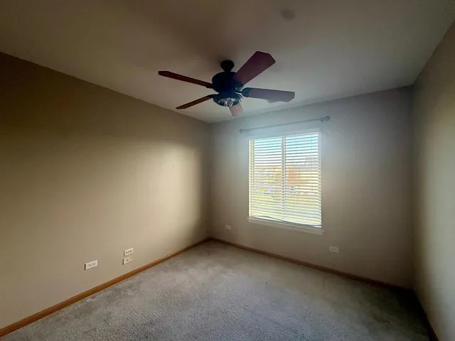 $3,000 | 2477 Smithfield Court, Aurora, IL 60503