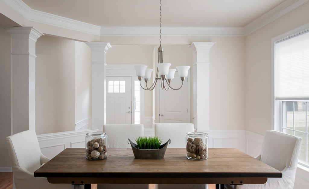 81 Monroe Drive, Unit 16 Holliston, MA 01746 - Photo 13 of 30 a dining room with furniture and window