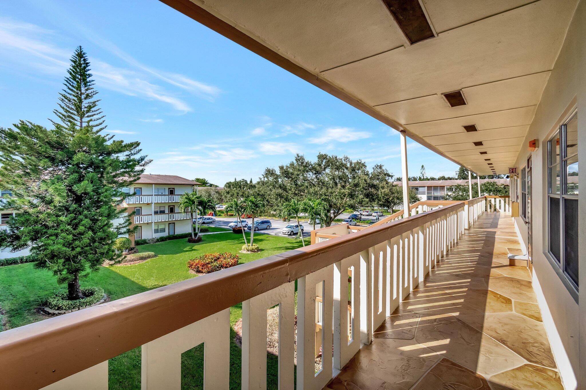 116 Mansfield C Boca Raton, FL 33434 - Photo 9 of 80 7-web-or-mls-DSC_3052