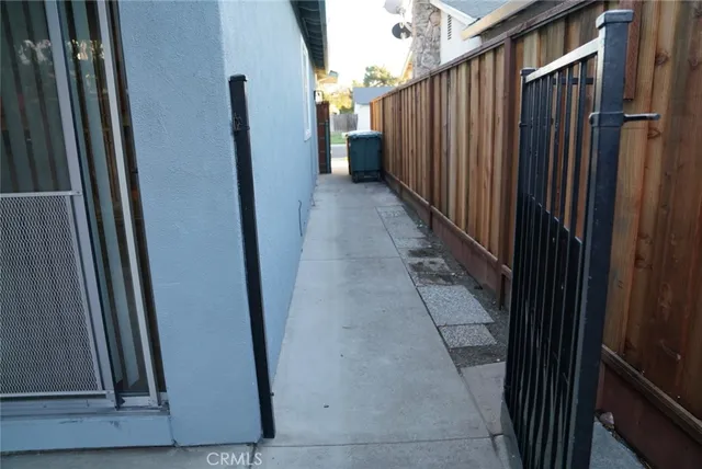 a view of a garden area