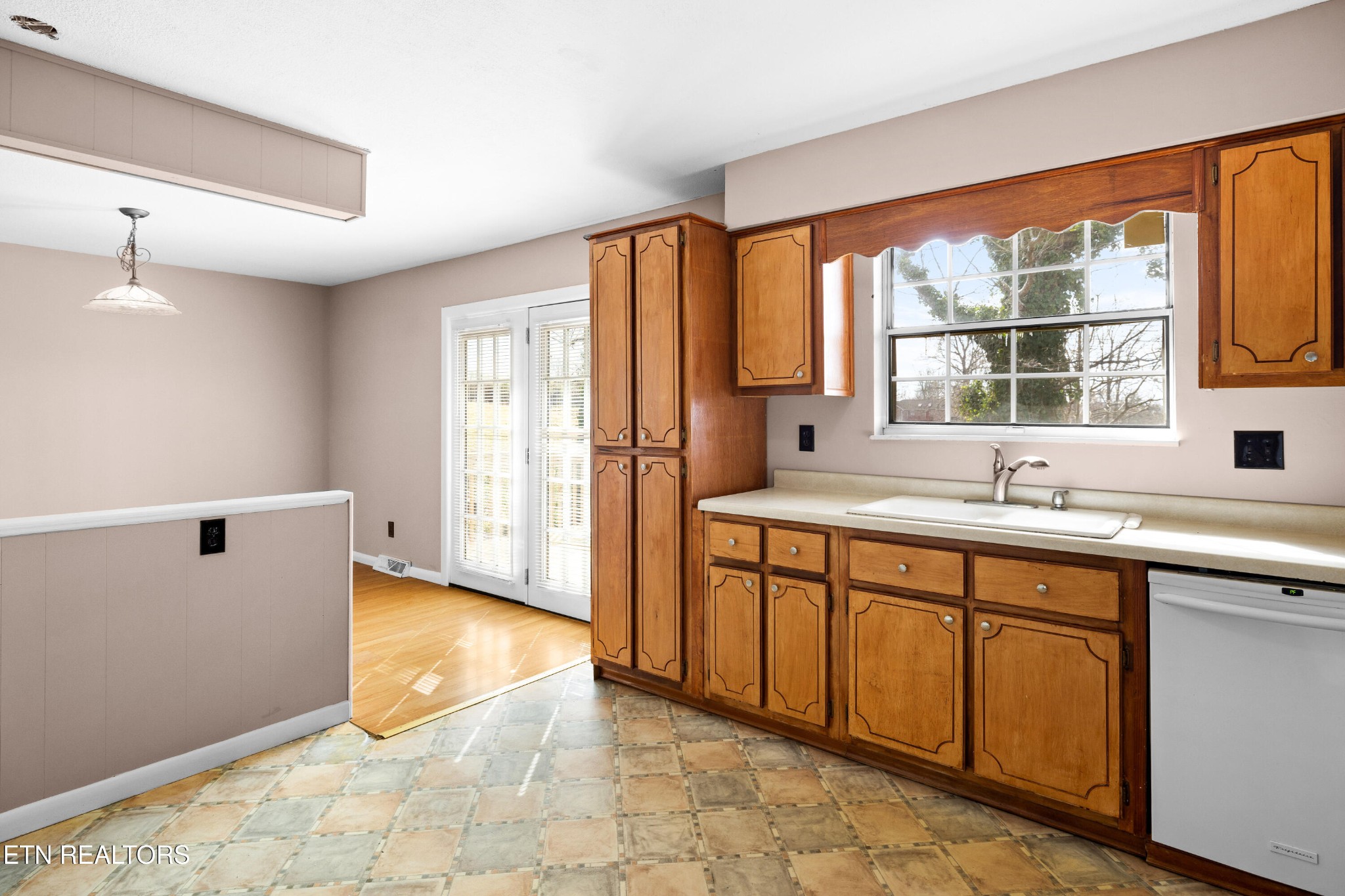 2005 Highland Road Maryville, TN 37801 - Photo 10 of 39 Gallery Image 10