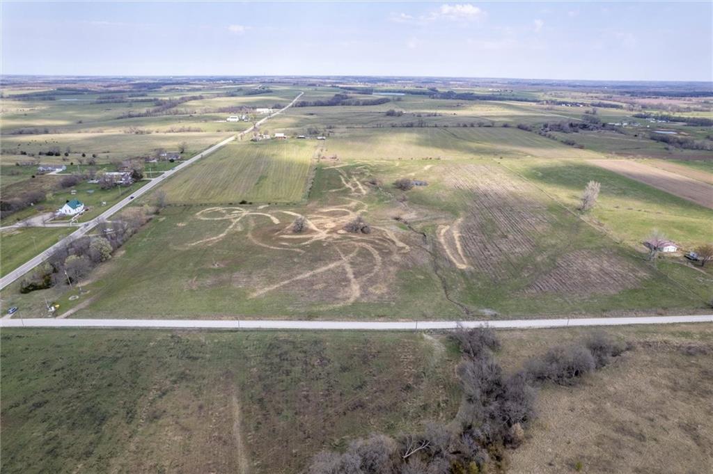 7 Northeast 770 Road Clinton, MO 64735 - Photo 11 of 18