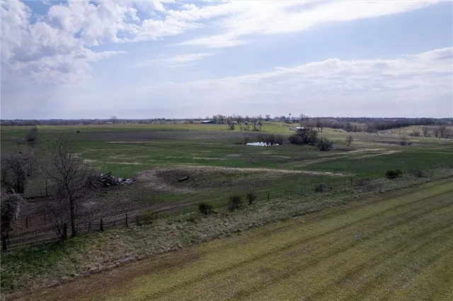 $361,000 | 7 Northeast 770 Road, Clinton, MO 64735