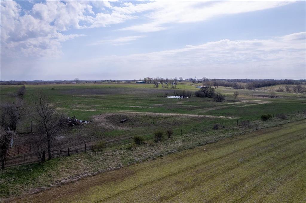 7 Northeast 770 Road Clinton, MO 64735 - Photo 8 of 18