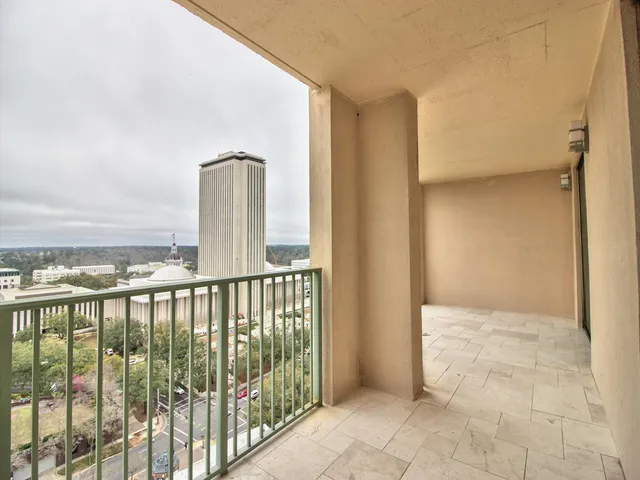 $375,000 | 300 South Duval Street, Unit 2006, Tallahassee, FL 32301
