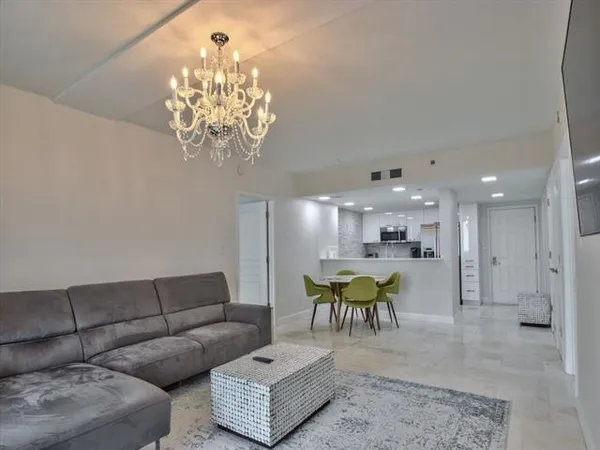 $375,000 | 300 South Duval Street, Unit 2006, Tallahassee, FL 32301