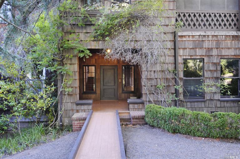 25 Culloden Park Road San Rafael, CA 94901 - Photo 1 of 1 Gallery Image 1