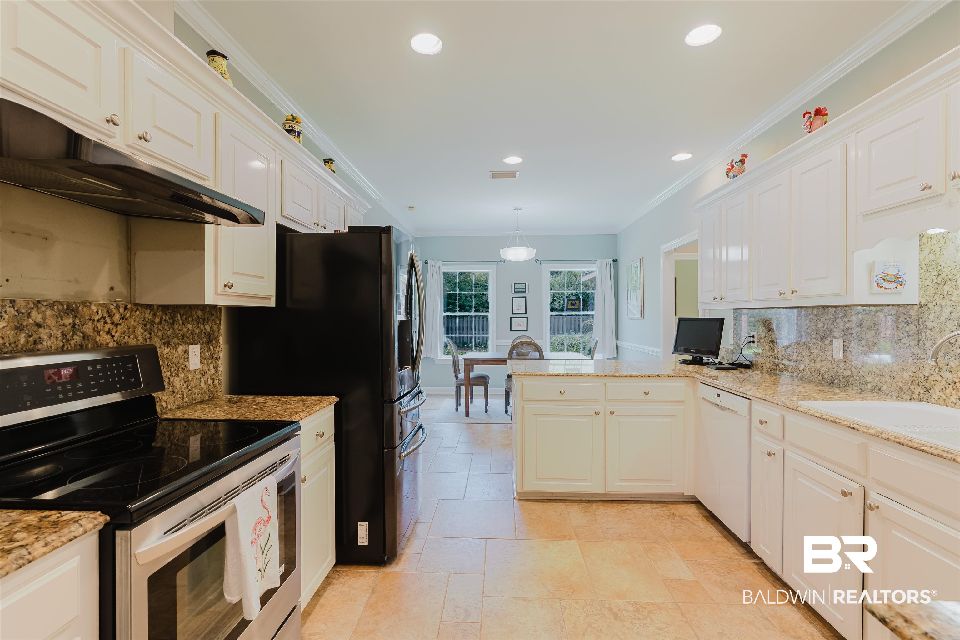 211 Royal Lane Fairhope, AL 36532 - Photo 19 of 54