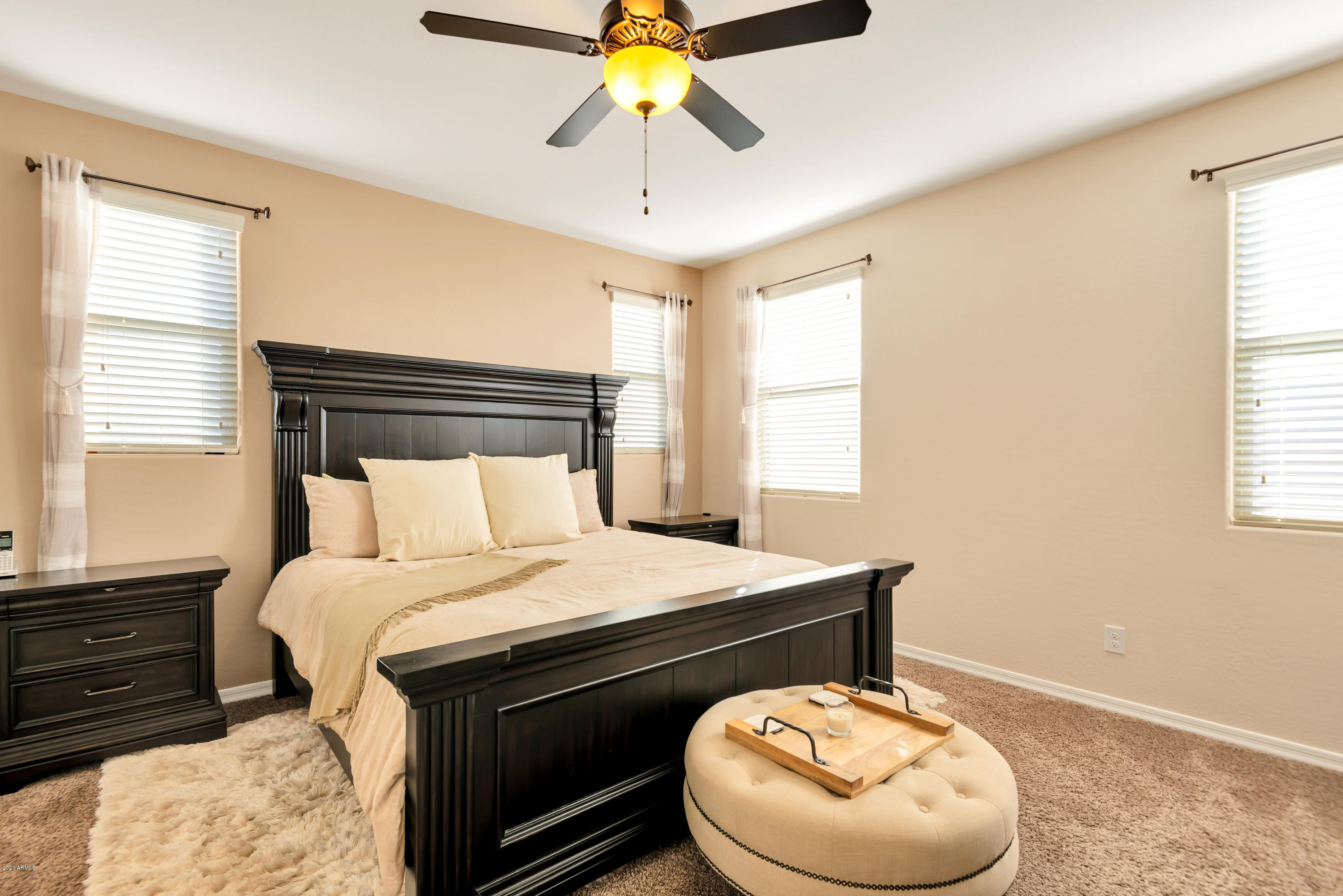 2523 East Beverly Road Phoenix, AZ 85042 - Photo 14 of 35 master bed