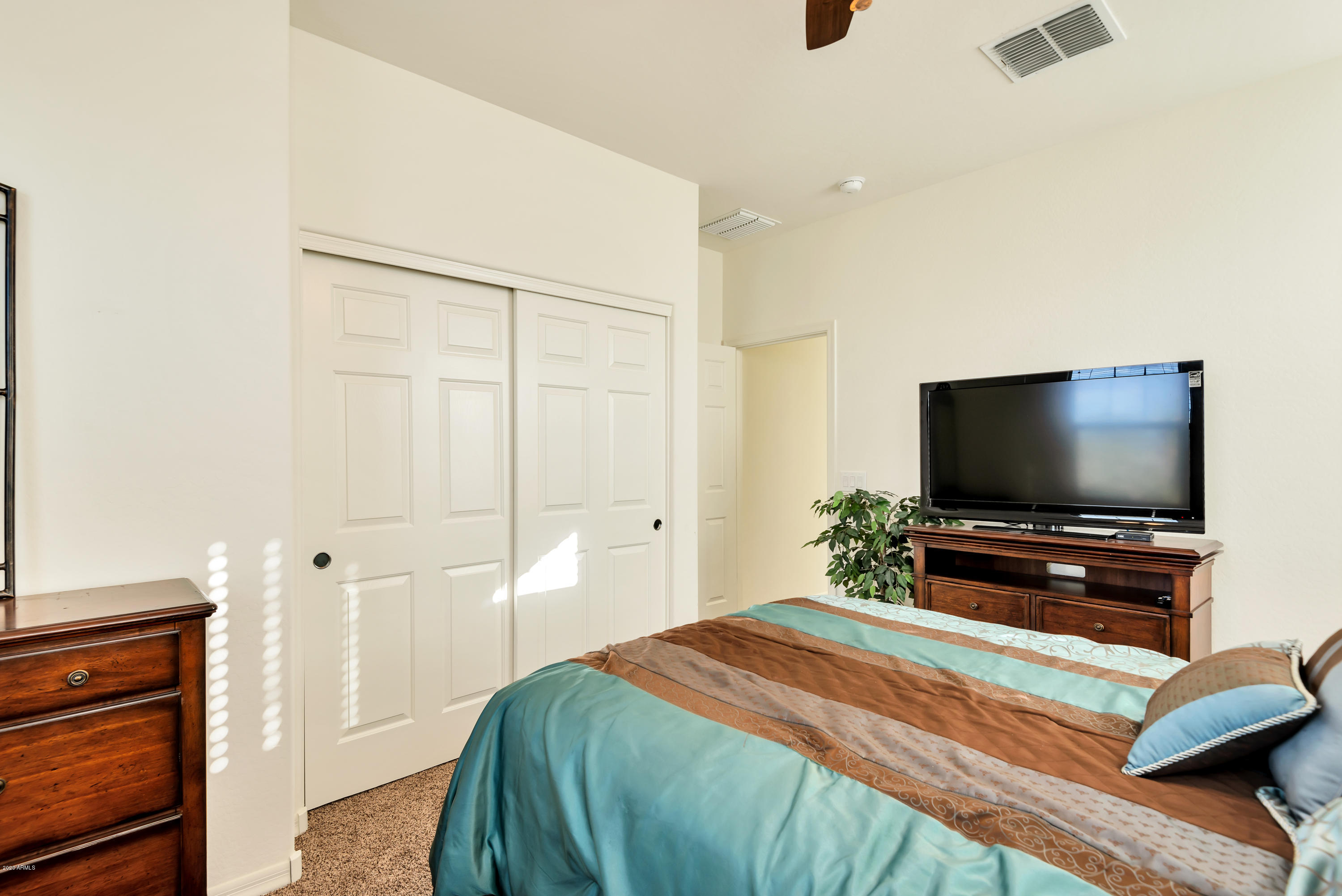 2523 East Beverly Road Phoenix, AZ 85042 - Photo 24 of 35 bedroom 4