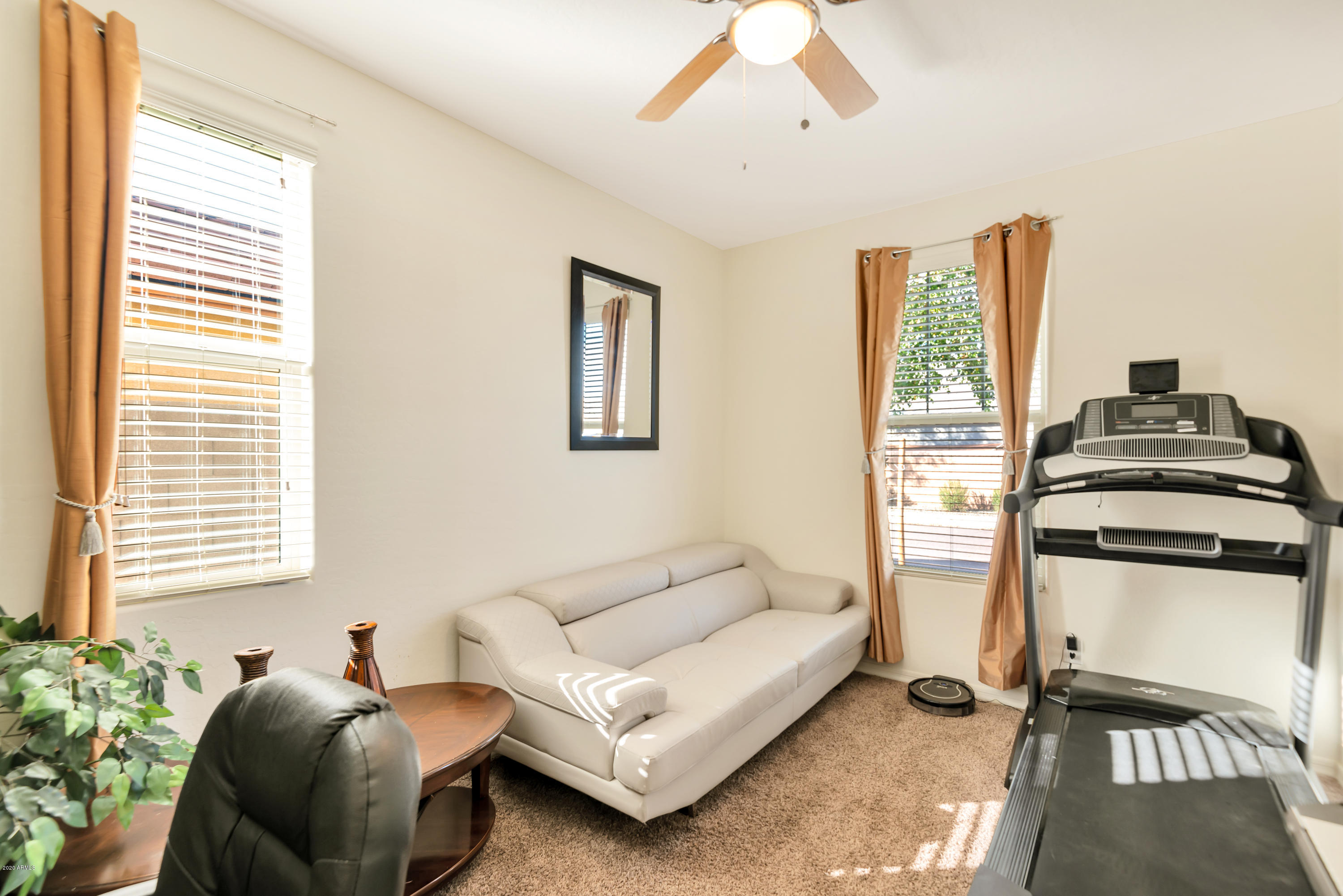2523 East Beverly Road Phoenix, AZ 85042 - Photo 29 of 35 den