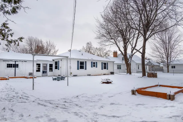 $229,330 | 156 South James Street, Kimberly, WI 54136