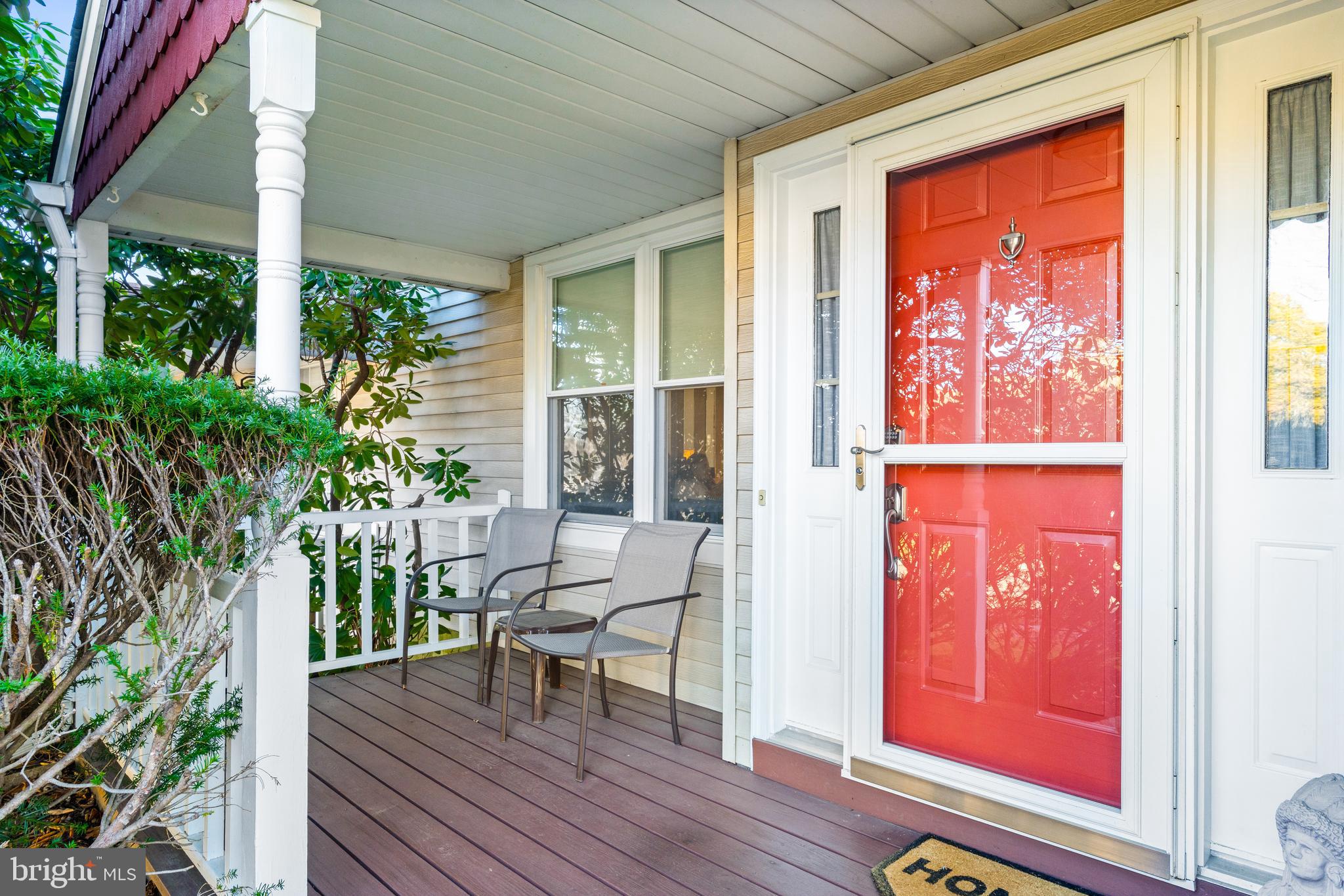 29 Tree Bark Lane Southampton, PA 18966 - Photo 4 of 50 a balcony with with furniture and wooden floor