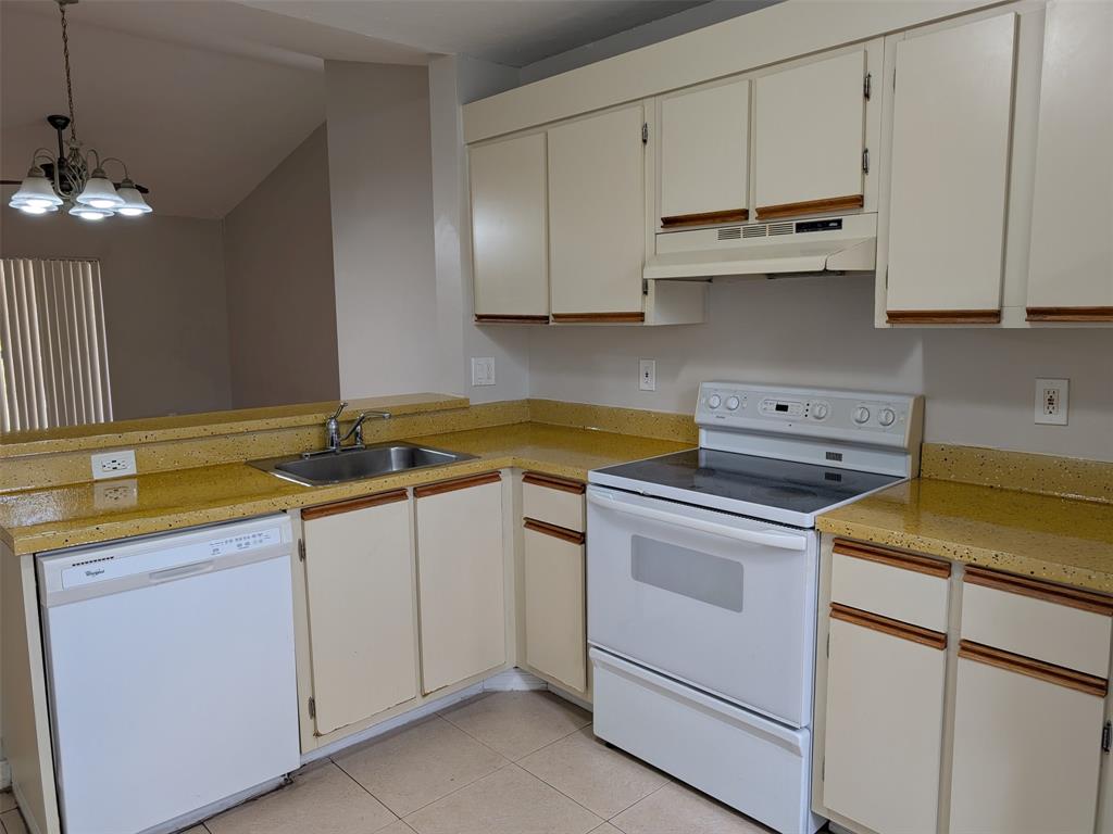 5741 Riverside Drive, Unit 201 Coral Springs, FL 33067 - Photo 11 of 23