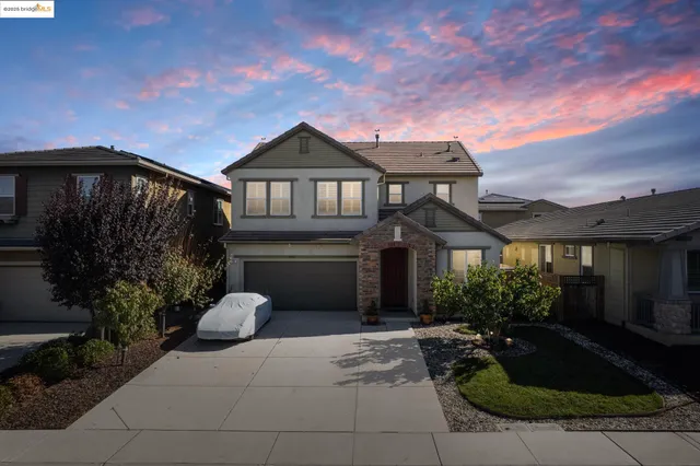 $695,000 | 732 Westmoor Circle, Oakley, CA 94561