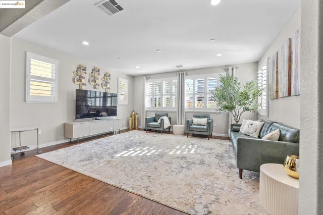 $695,000 | 732 Westmoor Circle, Oakley, CA 94561