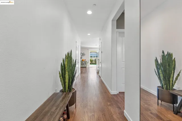 $695,000 | 732 Westmoor Circle, Oakley, CA 94561