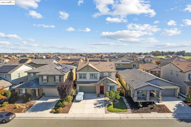 $695,000 | 732 Westmoor Circle, Oakley, CA 94561