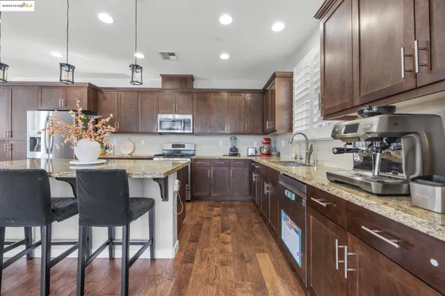 $695,000 | 732 Westmoor Circle, Oakley, CA 94561