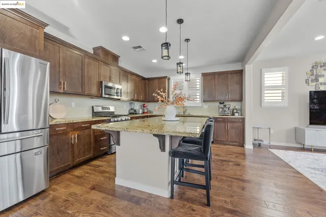 $695,000 | 732 Westmoor Circle, Oakley, CA 94561