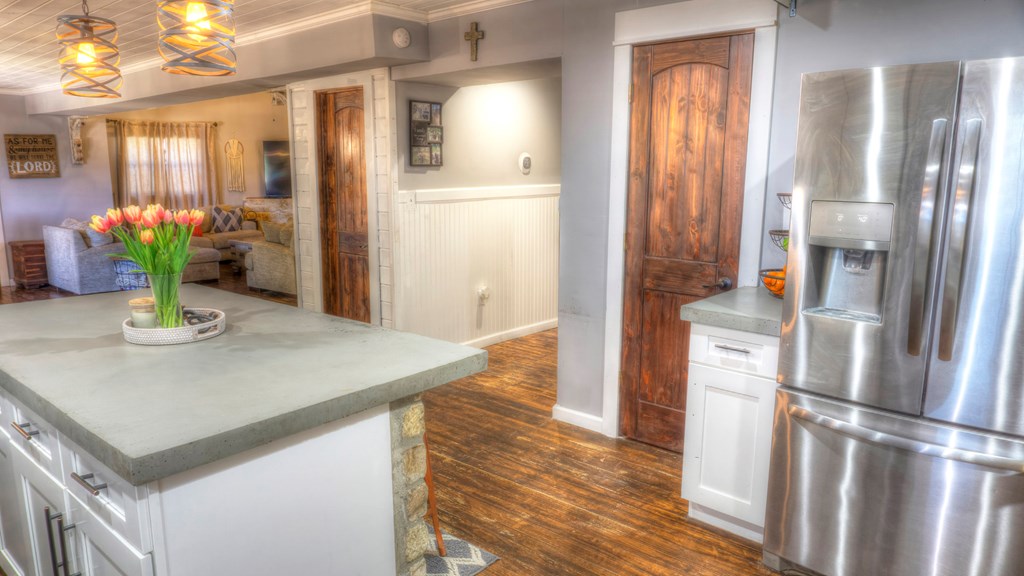 735 North Saddle Mountain Road Rio Frio, TX 78879 - Photo 24 of 61