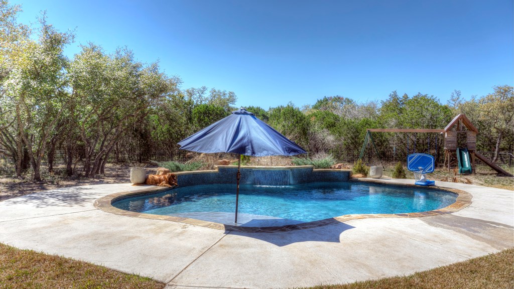 735 North Saddle Mountain Road Rio Frio, TX 78879 - Photo 6 of 61