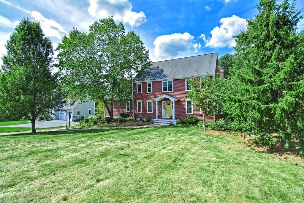 83 Juniper Road Holliston, MA 01746 - Photo 11 of 41 Gallery Image 11