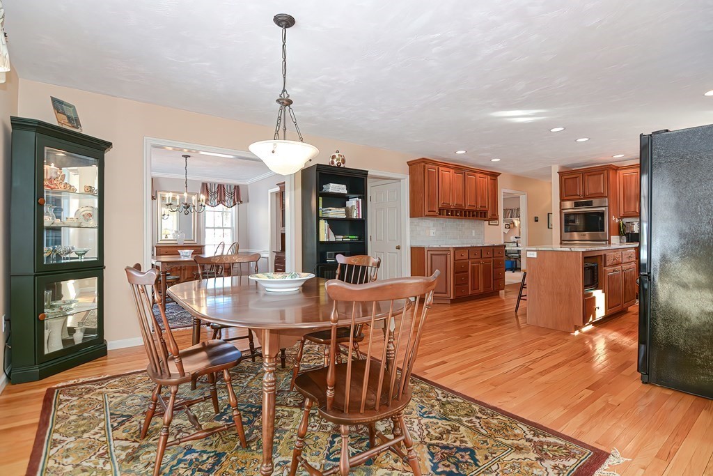 83 Juniper Road Holliston, MA 01746 - Photo 17 of 41 Gallery Image 17