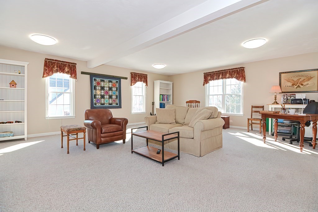 83 Juniper Road Holliston, MA 01746 - Photo 22 of 41 Gallery Image 22