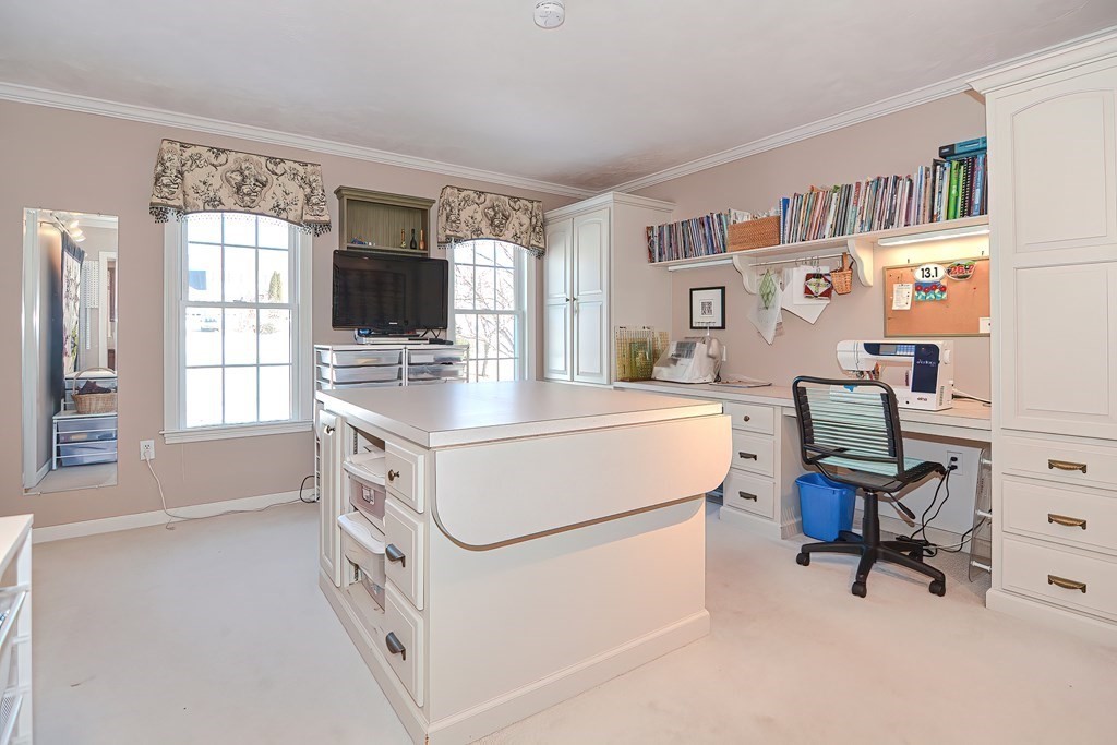 83 Juniper Road Holliston, MA 01746 - Photo 25 of 41 Gallery Image 25