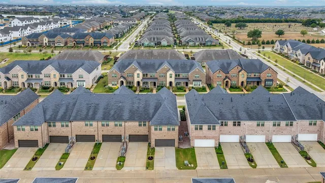 $3,300 | 512 Parkside Drive, Argyle, TX 76226