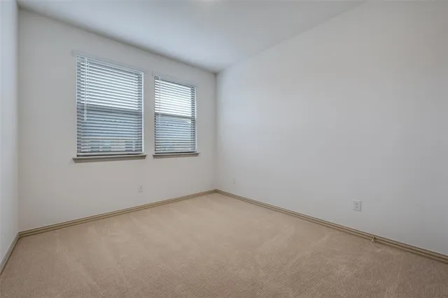 $3,300 | 512 Parkside Drive, Argyle, TX 76226