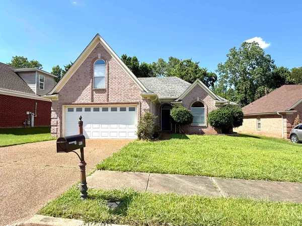 $1,900 | 9192 Speerberry Lane, Cordova, TN 38016