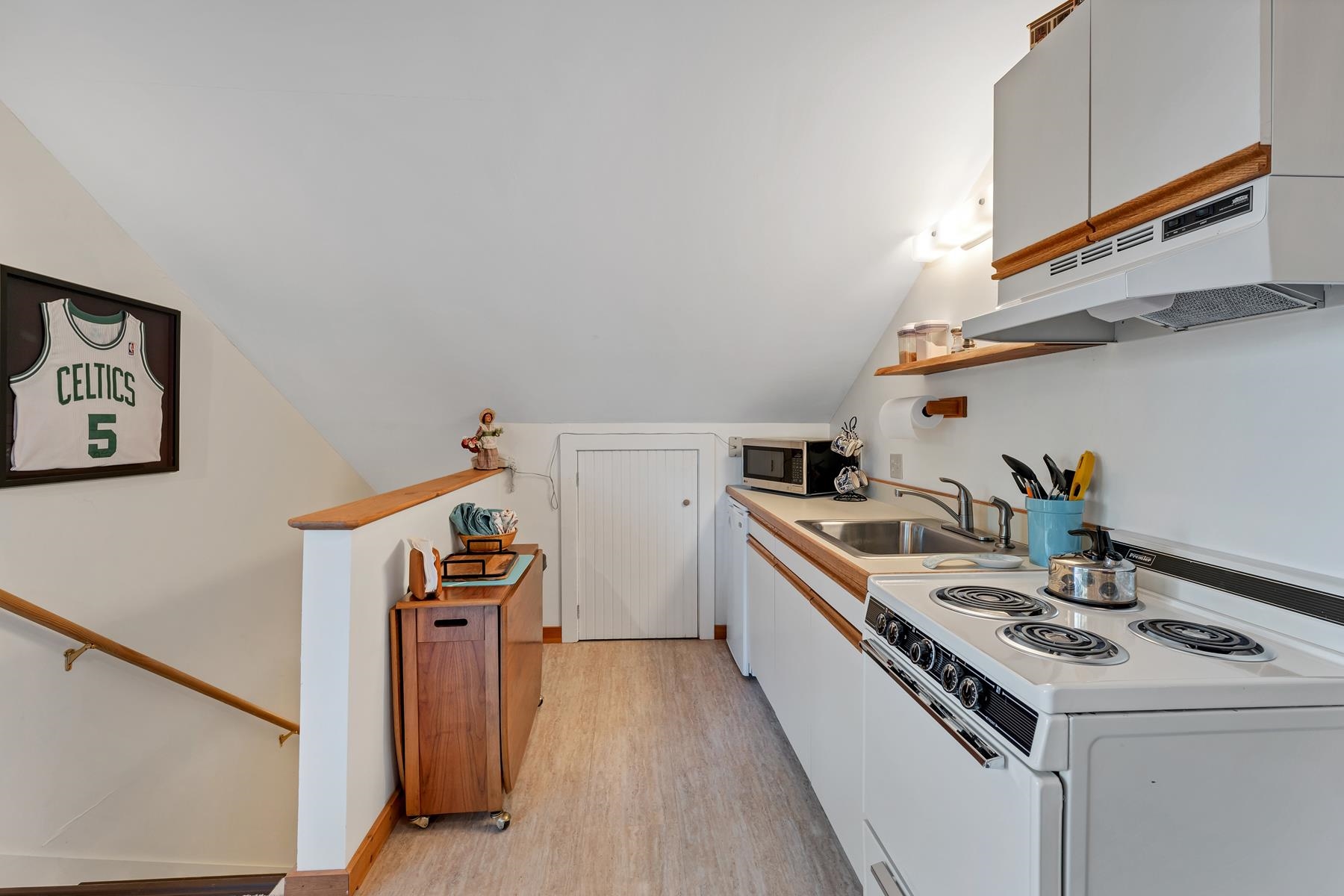 190 Black Point Road Alton, NH 03810 - Photo 14 of 19