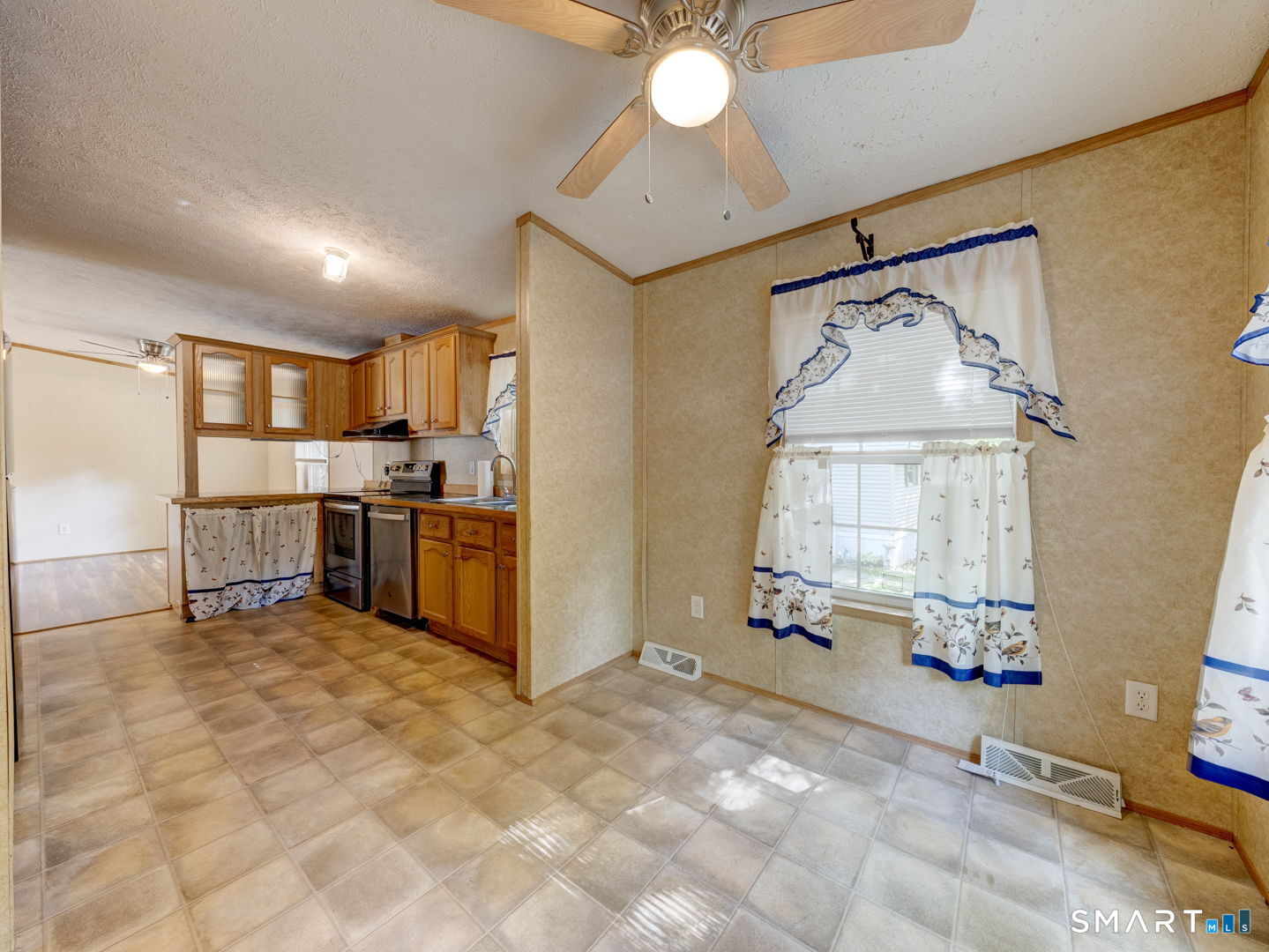 38 Long Drive Windham, CT 06256 - Photo 19 of 29