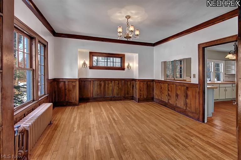 2605 Lee Road Cleveland, OH 44118 - Photo 2 of 11