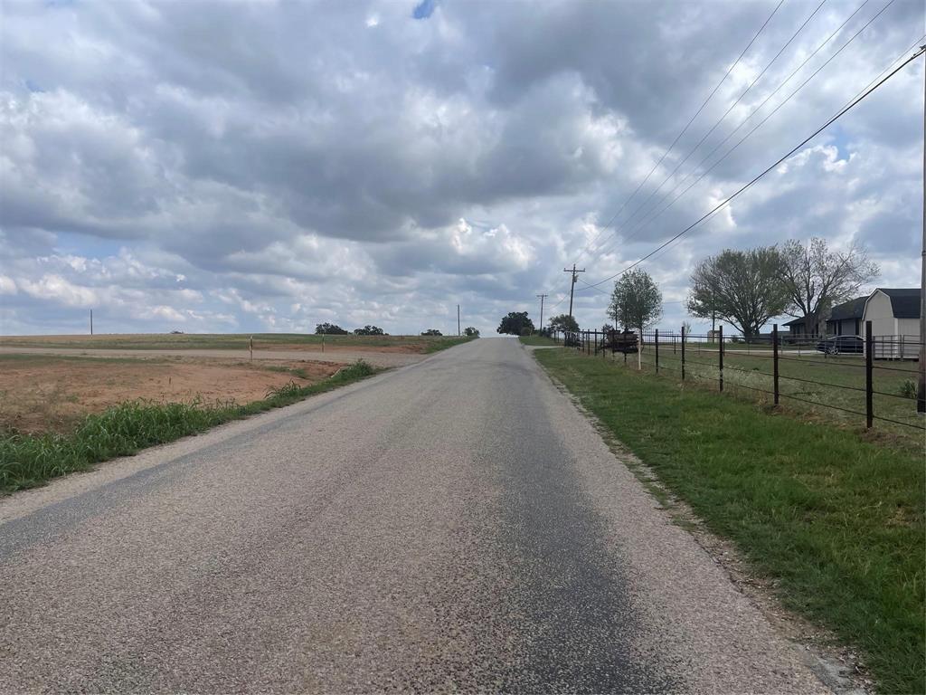 2160 County Road 4371 Decatur, TX 76234 - Photo 28 of 31 a view of a golf course with a yard