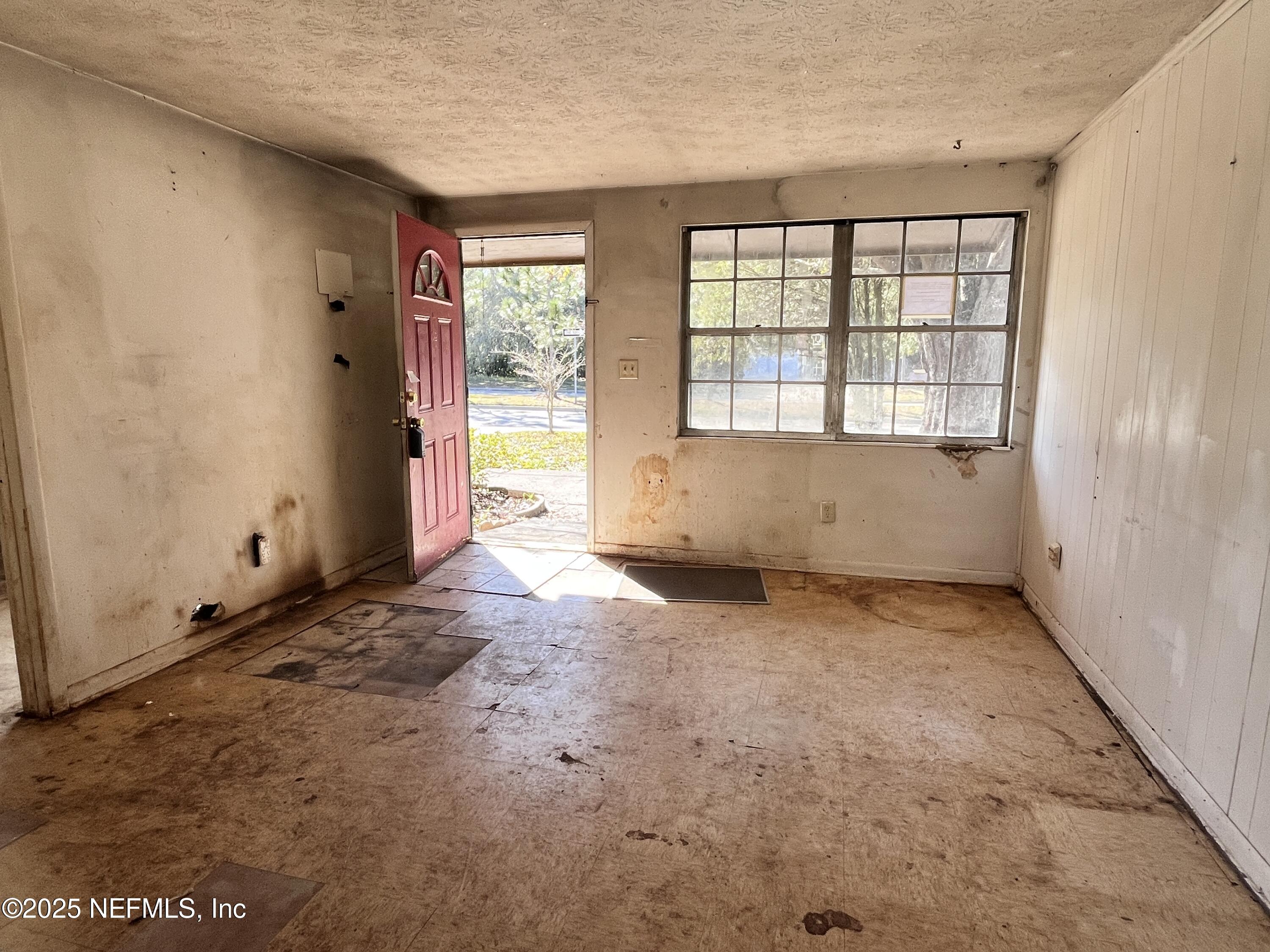 2833 Huffman Boulevard Jacksonville, FL 32246 - Photo 3 of 13