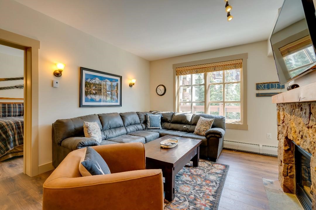 910 Copper Road, Unit 212 Frisco, CO 80443 - Photo 5 of 27 Gallery Image 5