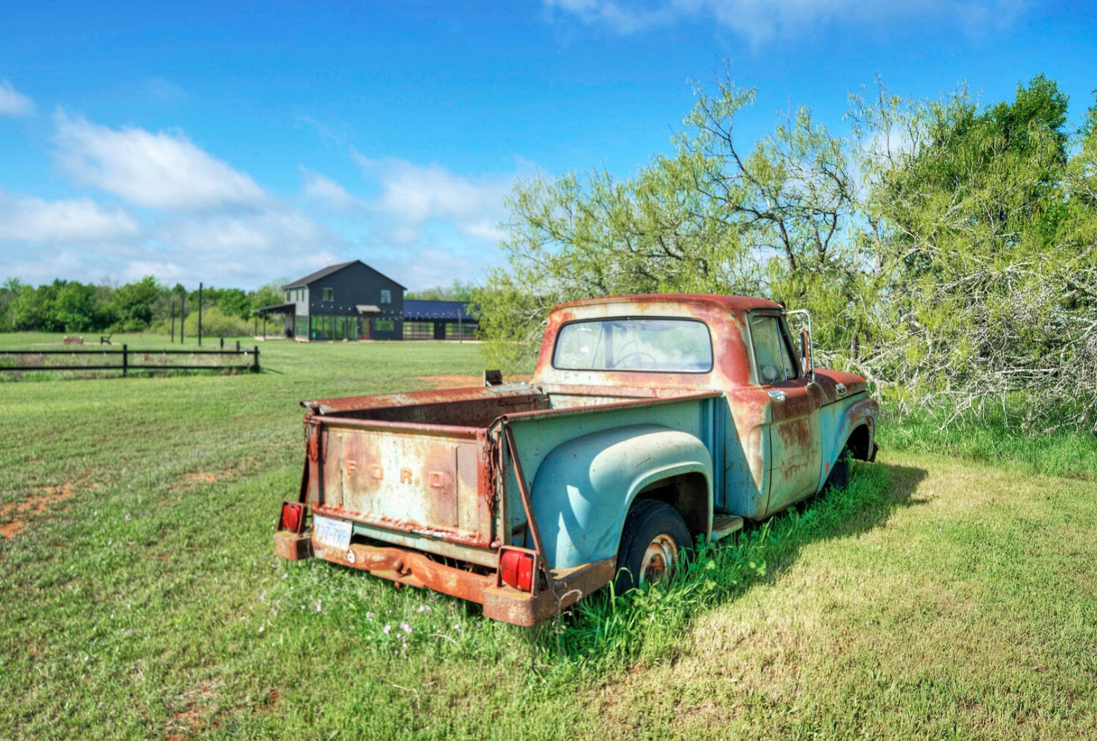 0 County Road 463 Elgin, TX 78621 - Photo 26 of 37 a backyard of a house with lots of green space
