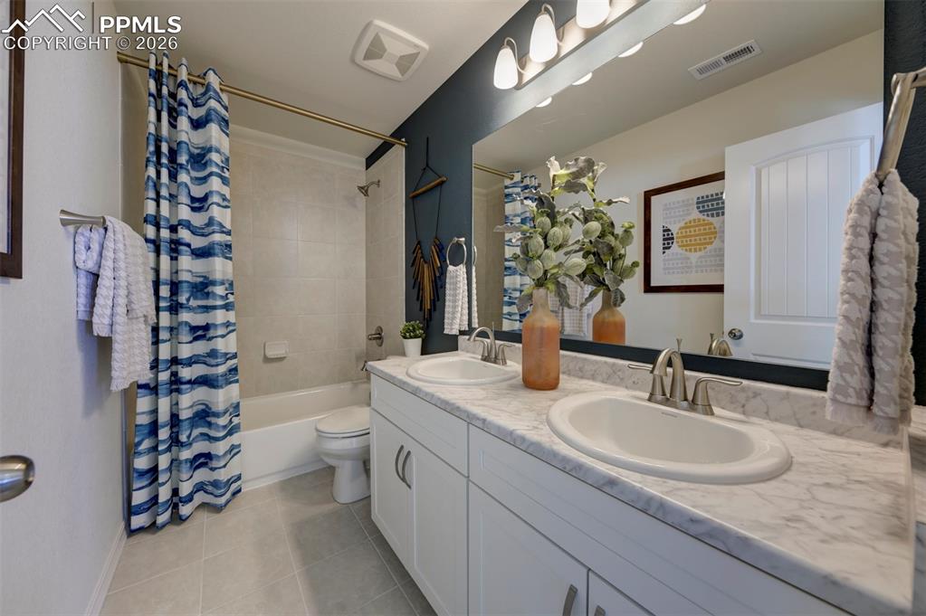 5157 Truscott Road Colorado Springs, CO 80925 - Photo 14 of 19 **Pictures are from a previously staged home***