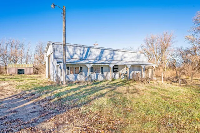 $249,000 | 60745 850th Street, Alpha, MN 56111