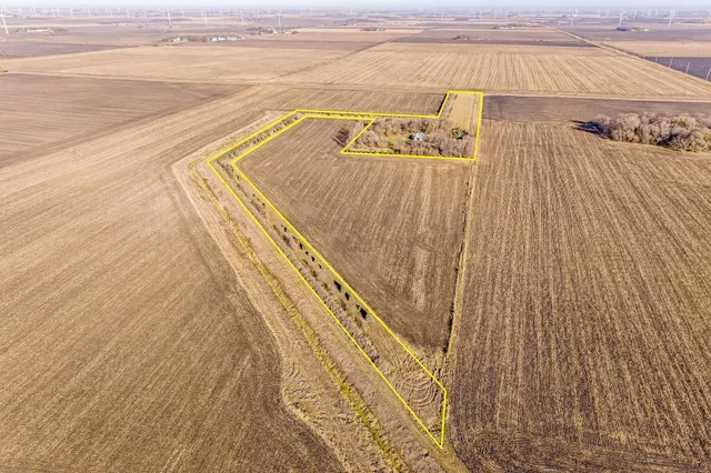 $249,000 | 60745 850th Street, Alpha, MN 56111