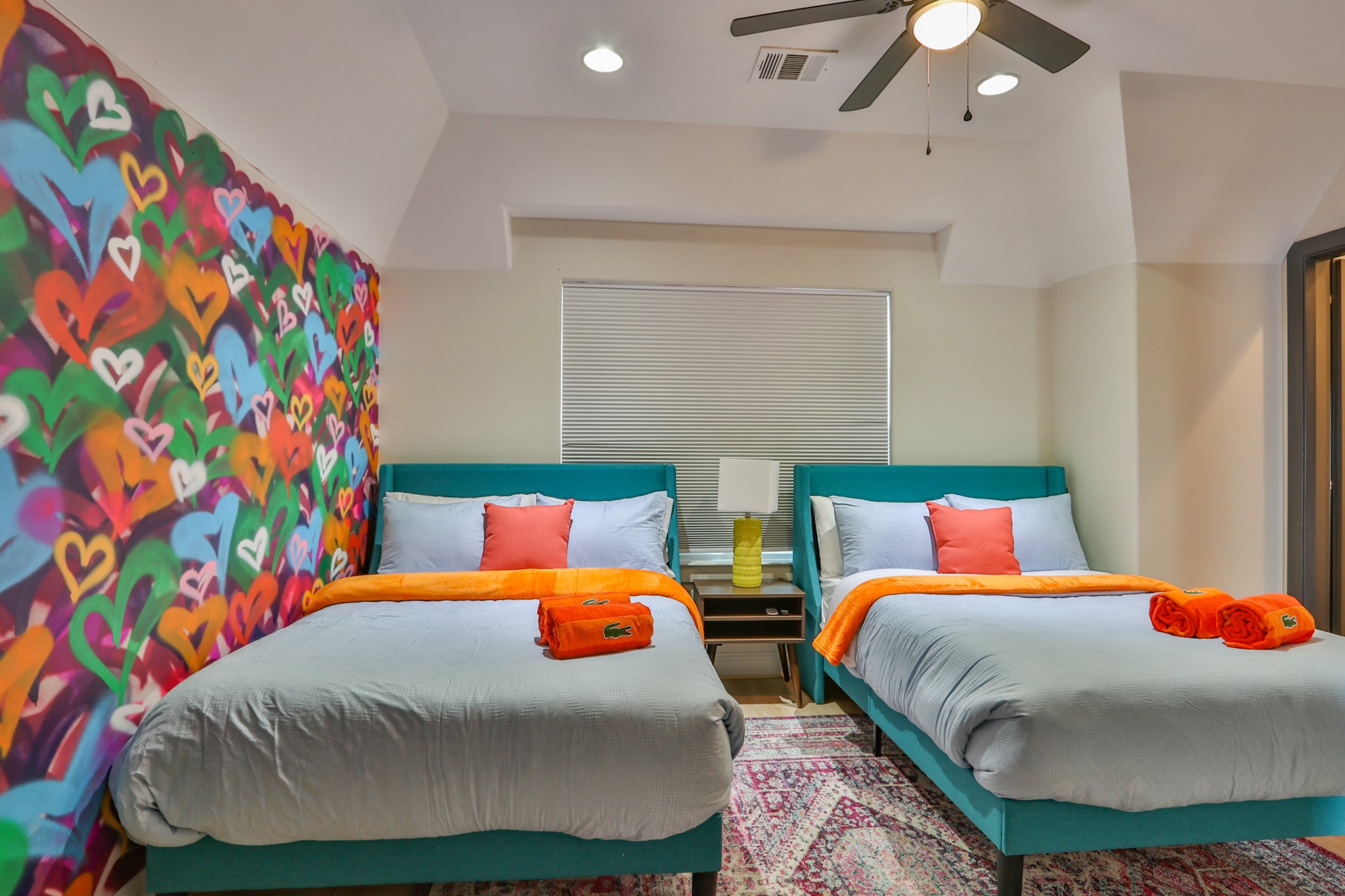 4114 Driscoll Street Houston, TX 77098 - Photo 22 of 50 a bedroom with two beds and curtain