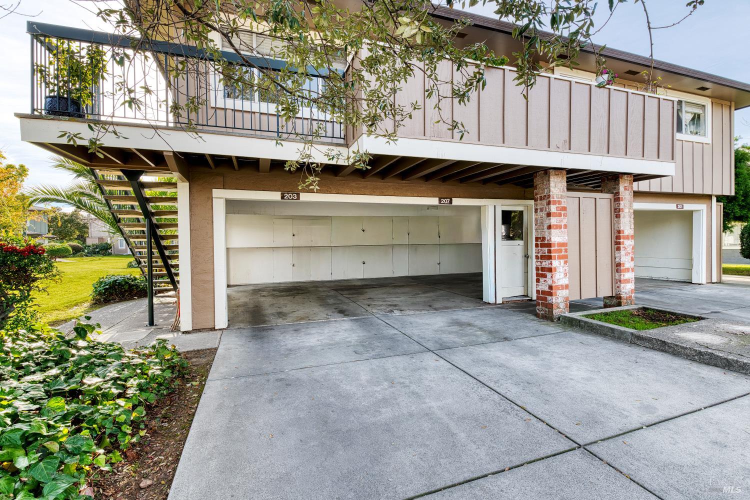 207 Bahia Place San Rafael, CA 94901 - Photo 19 of 21
