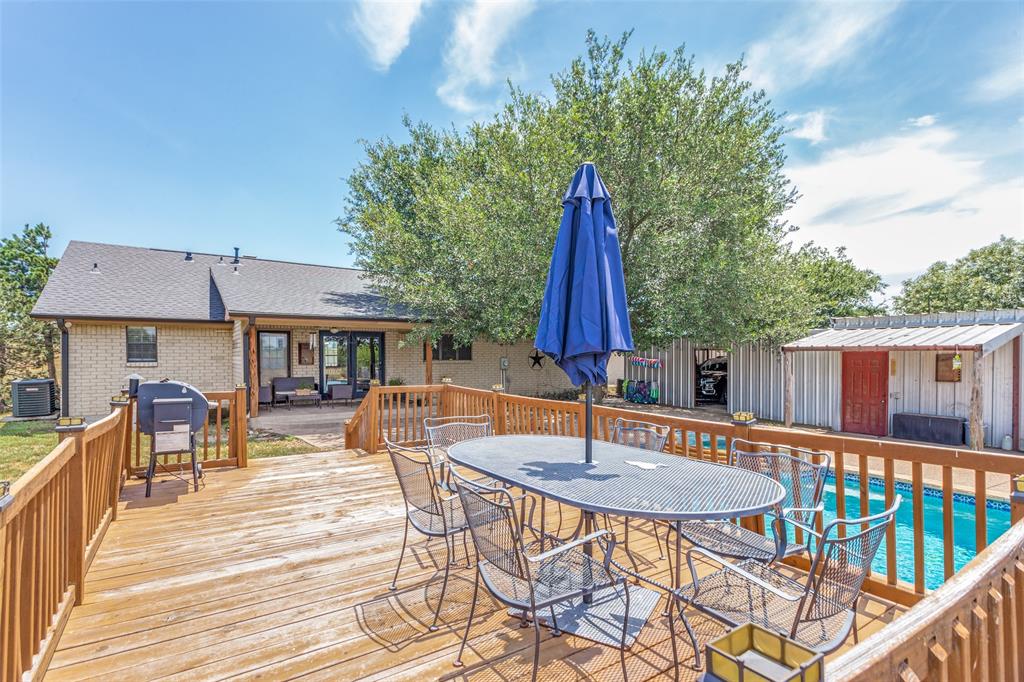 950 Johnson Bend Road Weatherford, TX 76088 - Photo 31 of 40 a outdoor view with a sitting space