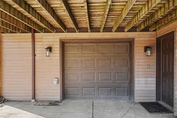 $299,900 | 130 Taylor Heights, Holland, NY 14080