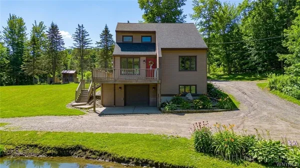 $299,900 | 130 Taylor Heights, Holland, NY 14080