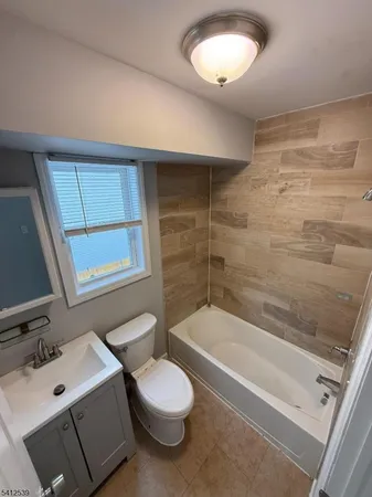 $2,300 | 34 Auburn Street, Paterson, NJ 07501